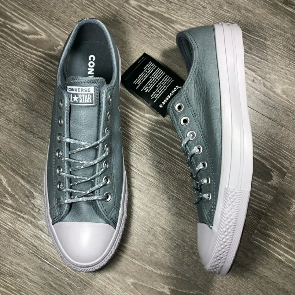 NEW Leather Converse